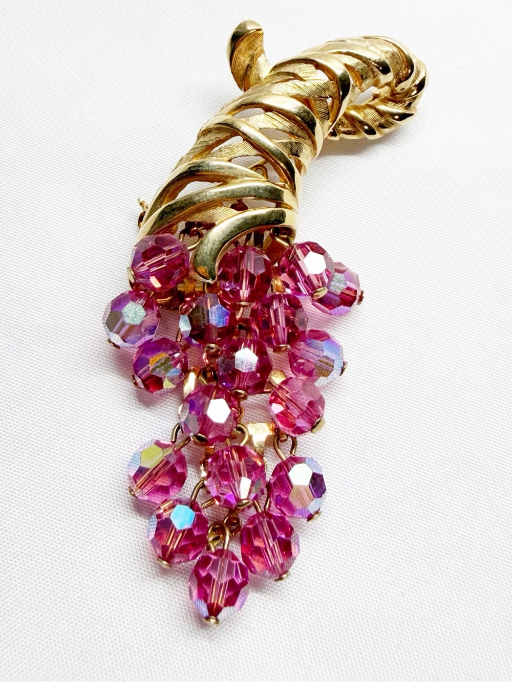 Vintage Cornucopia Gold Tone Pink Iridescent Crystal Bead Brooch